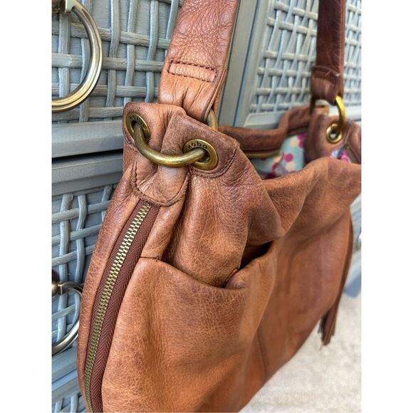 HOBO Tan leather shoulder bag, $225 - Picture 2 of 10